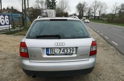 AUDI A4 