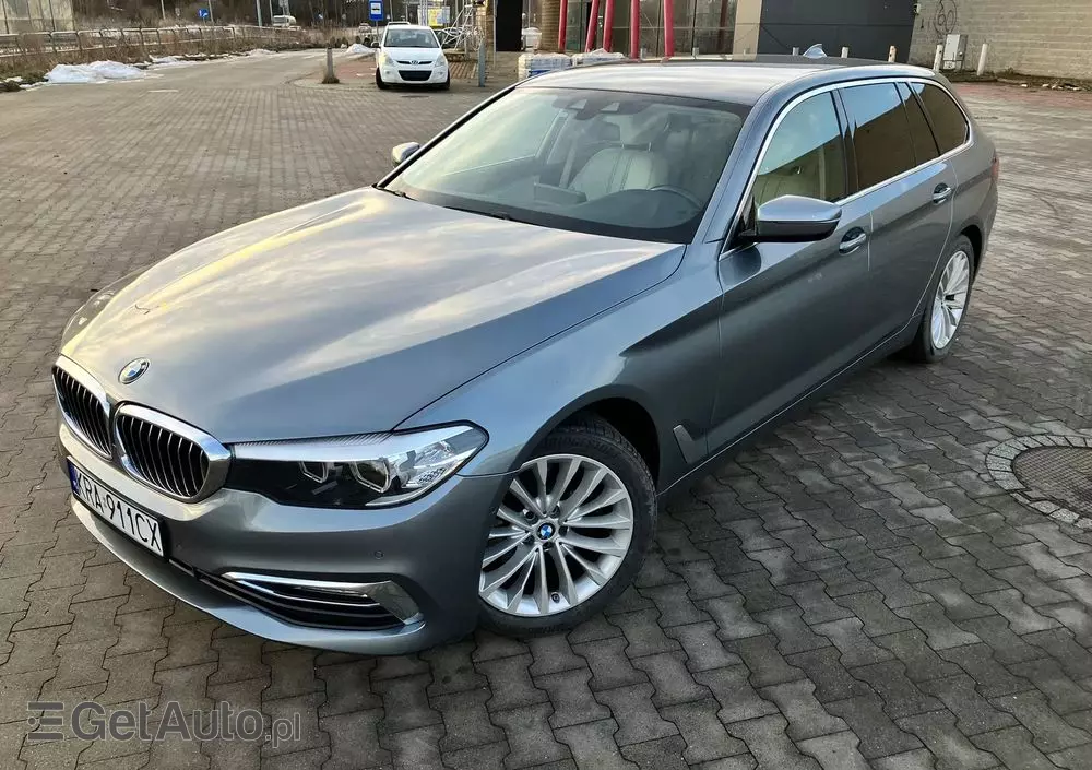 BMW Seria 5 520d Luxury Line