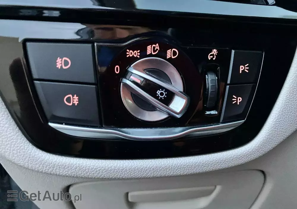 BMW Seria 5 520d Luxury Line