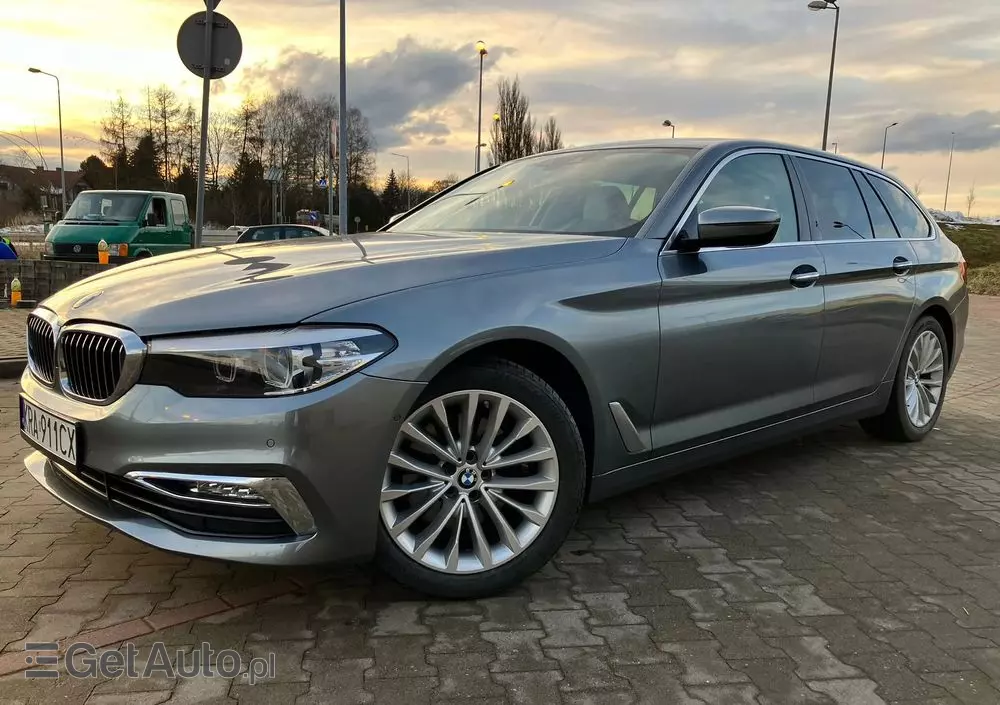 BMW Seria 5 520d Luxury Line
