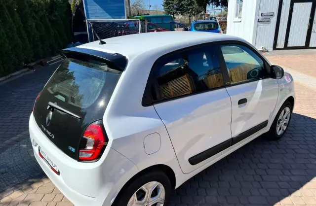 RENAULT Twingo 