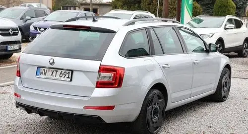 SKODA Octavia 