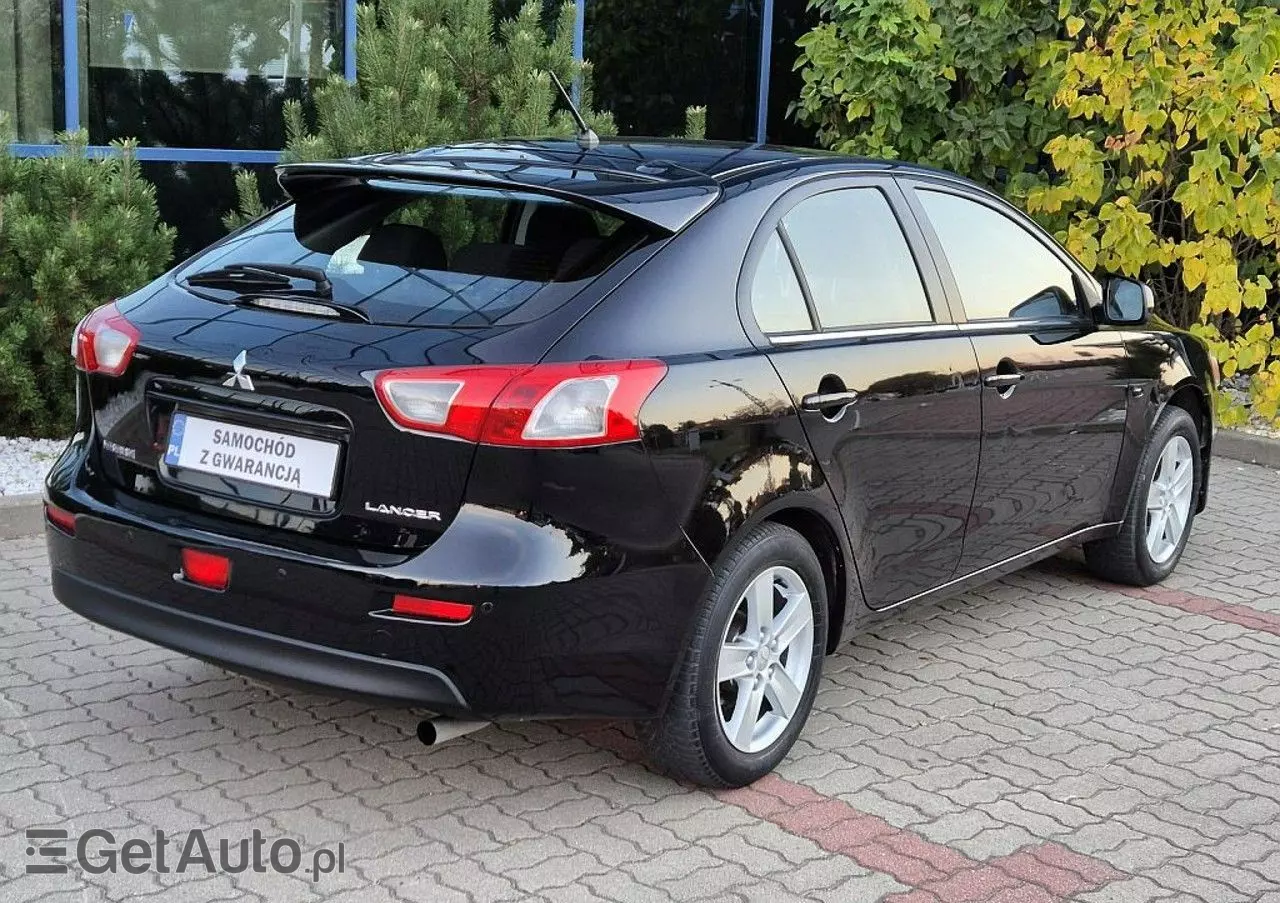 MITSUBISHI Lancer 