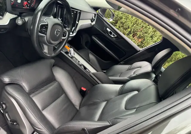 VOLVO S60 B4 B Geartronic Inscription