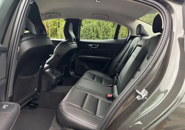 VOLVO S60 B4 B Geartronic Inscription