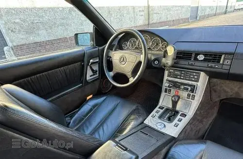 MERCEDES-BENZ SL 