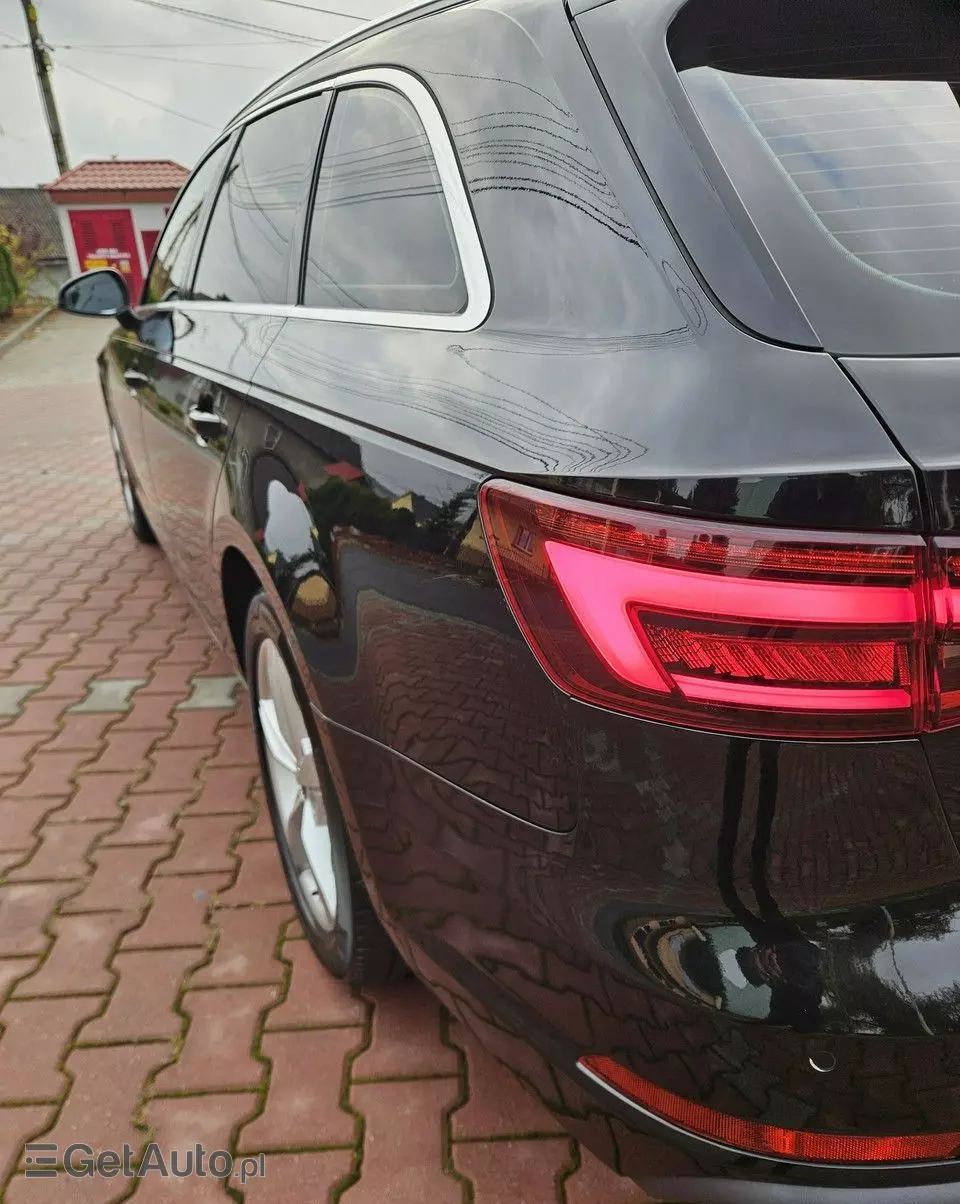 AUDI A4 Avant 35 TFSI S tronic