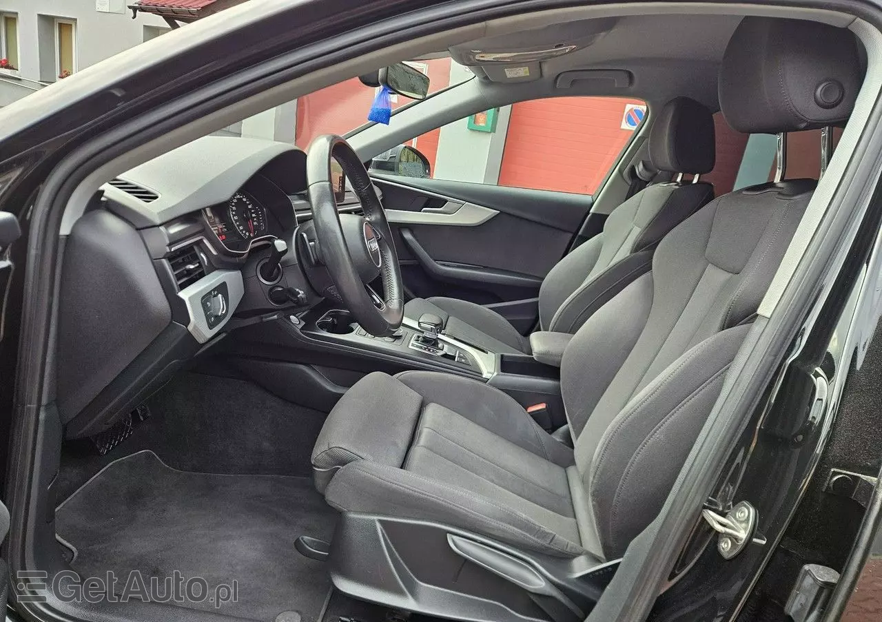 AUDI A4 Avant 35 TFSI S tronic