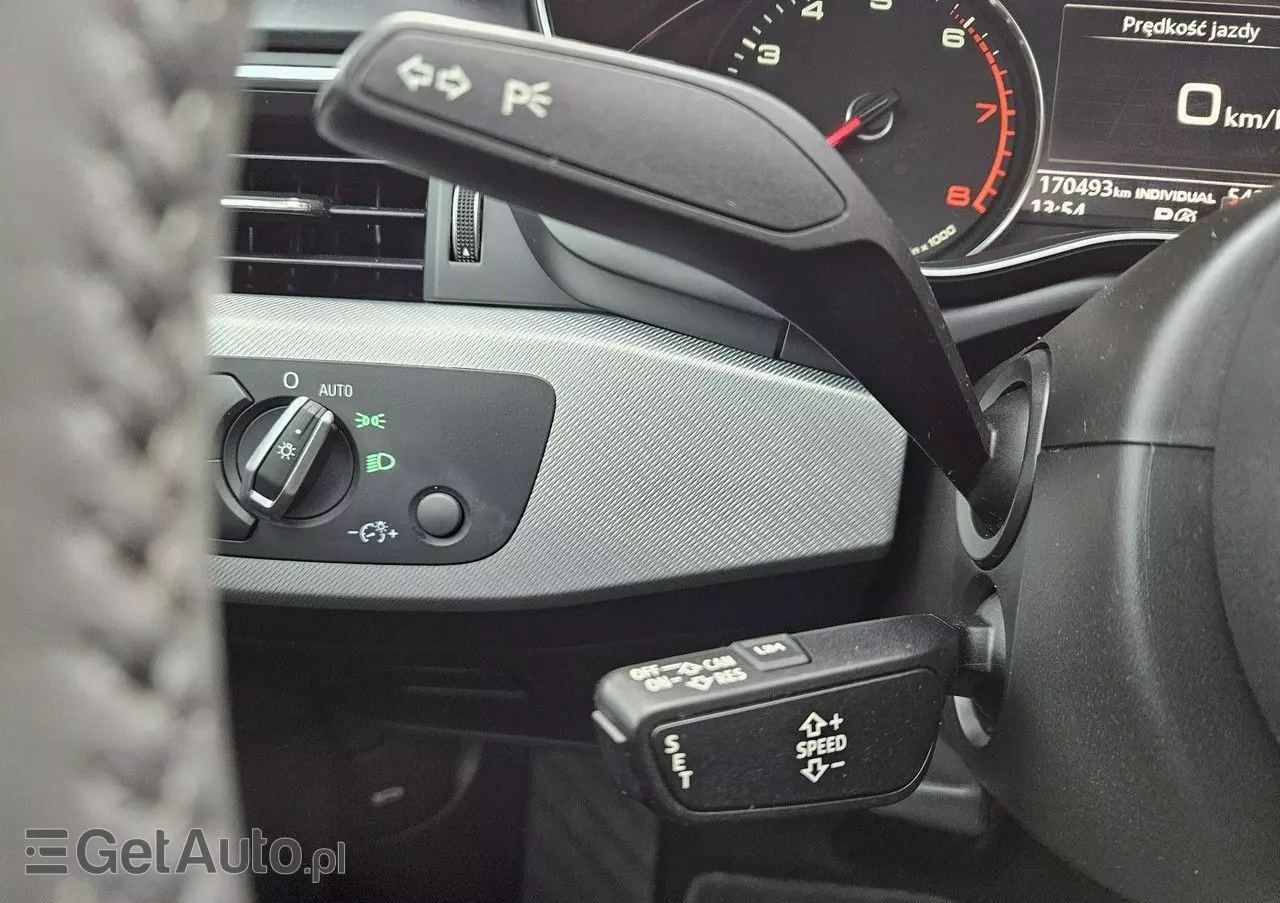 AUDI A4 Avant 35 TFSI S tronic