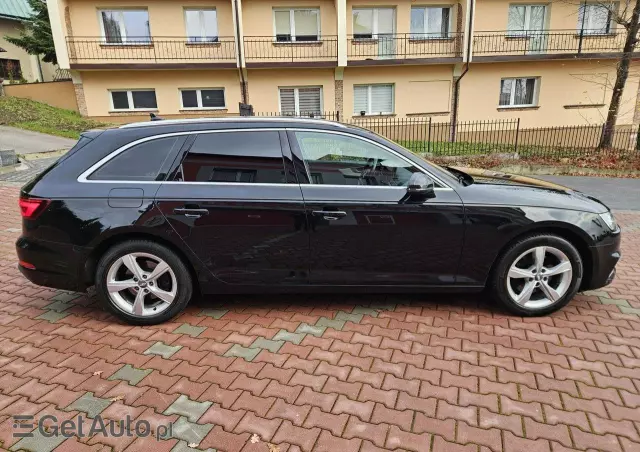 AUDI A4 Avant 35 TFSI S tronic
