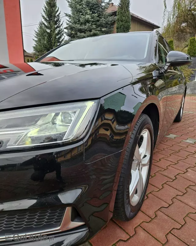 AUDI A4 Avant 35 TFSI S tronic