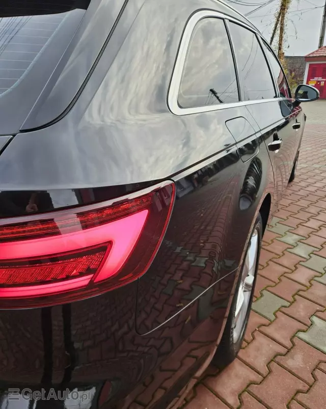 AUDI A4 Avant 35 TFSI S tronic