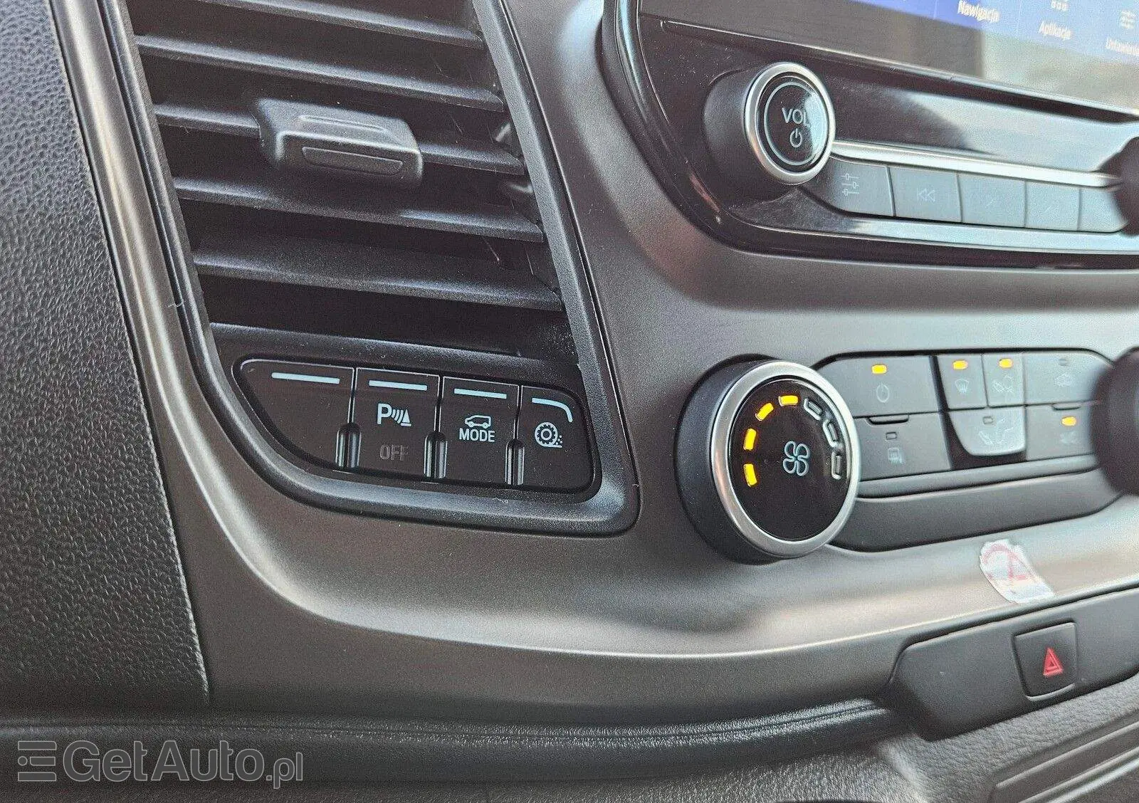 FORD Transit L3H2 Trail