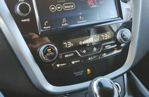 NISSAN Murano 