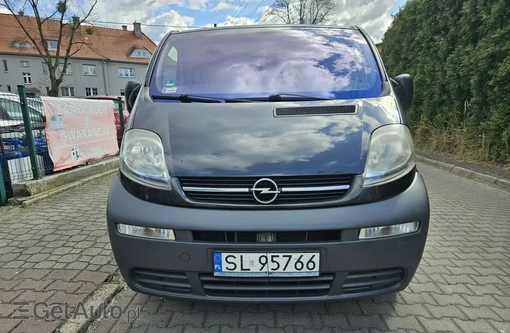 OPEL Vivaro 