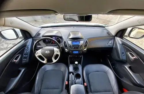 HYUNDAI Ix35 