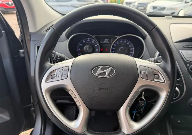 HYUNDAI Ix35 