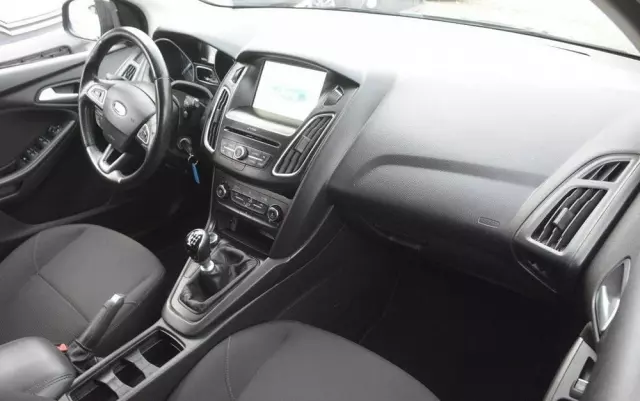 FORD Focus 1.0 EcoBoost Active Business