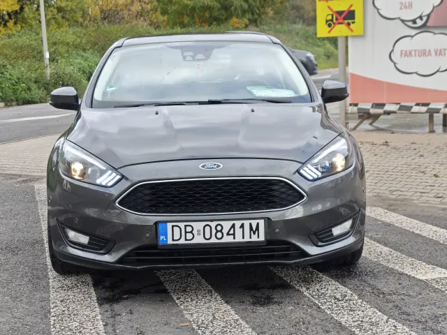 FORD Focus Titanium