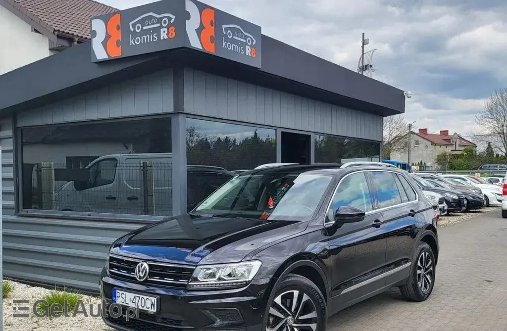 VOLKSWAGEN Tiguan 