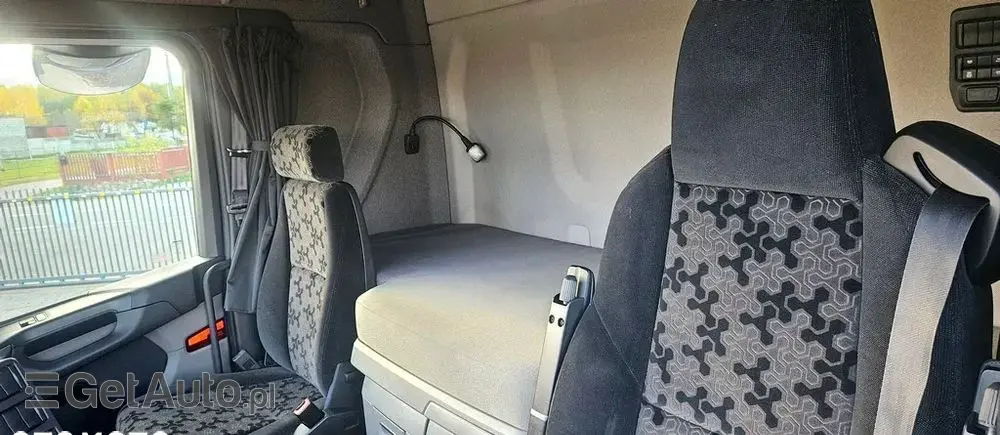 SCANIA R 450 / STANDARD / 298 000 KM / RETARDER / KSENON 