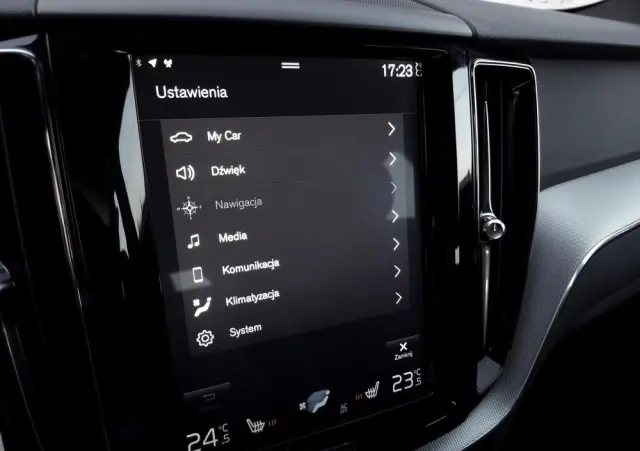 VOLVO XC 60 D4 SCR AWD R-Design