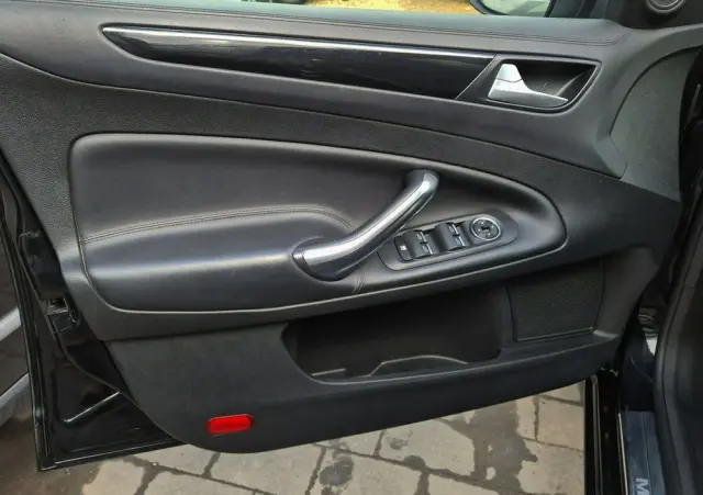 FORD Mondeo Turnier 2.0 TDCi Titanium X