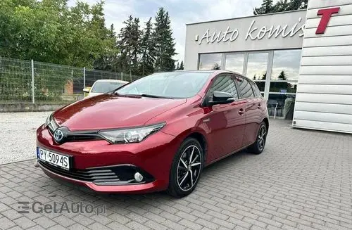 TOYOTA Auris 