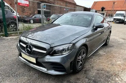 MERCEDES-BENZ 200 