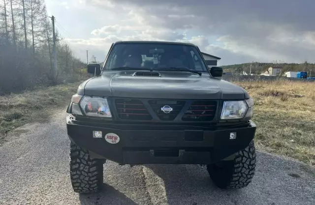 NISSAN Patrol 