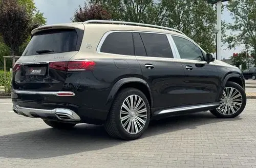 MERCEDES-BENZ GLS 