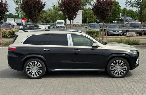 MERCEDES-BENZ GLS 