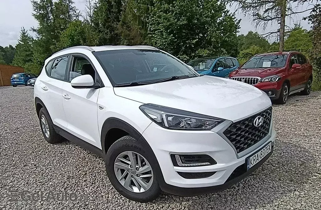 HYUNDAI Tucson 