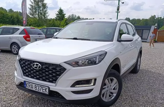 HYUNDAI Tucson 