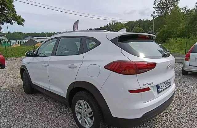 HYUNDAI Tucson 