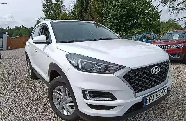 HYUNDAI Tucson 