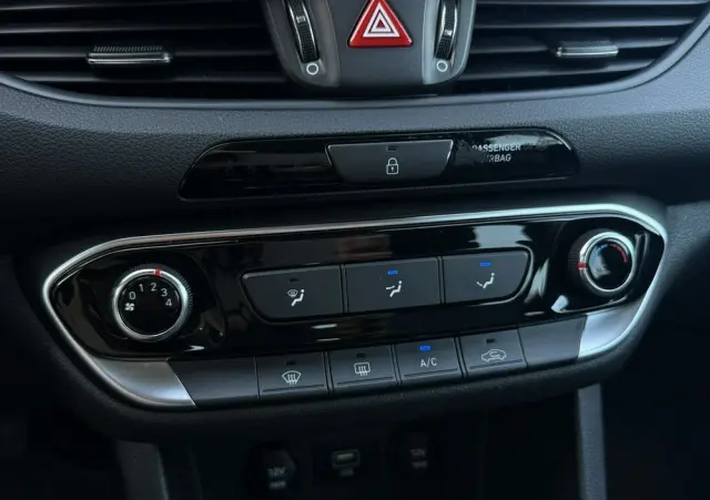 HYUNDAI I30 1.0 T-GDI Modern