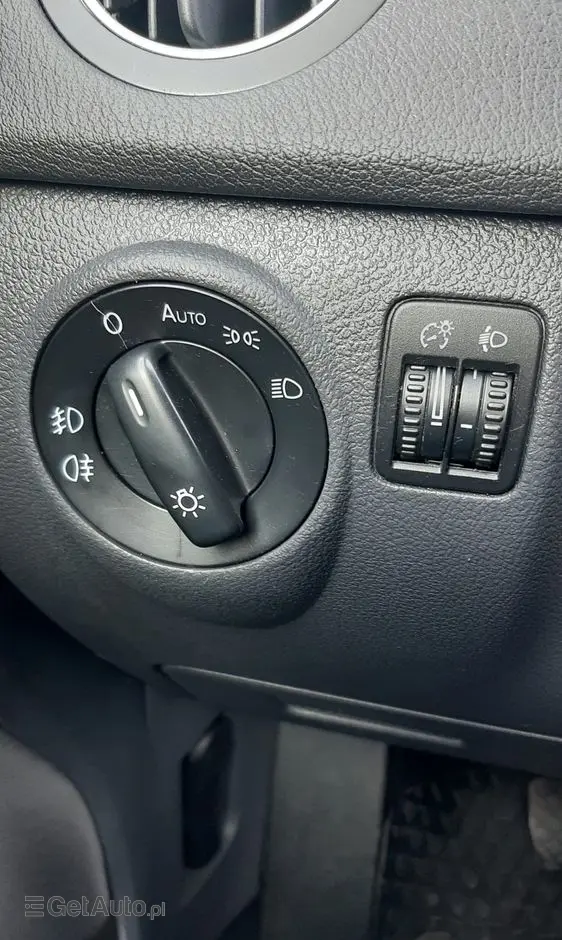 VOLKSWAGEN Golf Plus 1.4 United