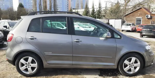 VOLKSWAGEN Golf Plus 1.4 United