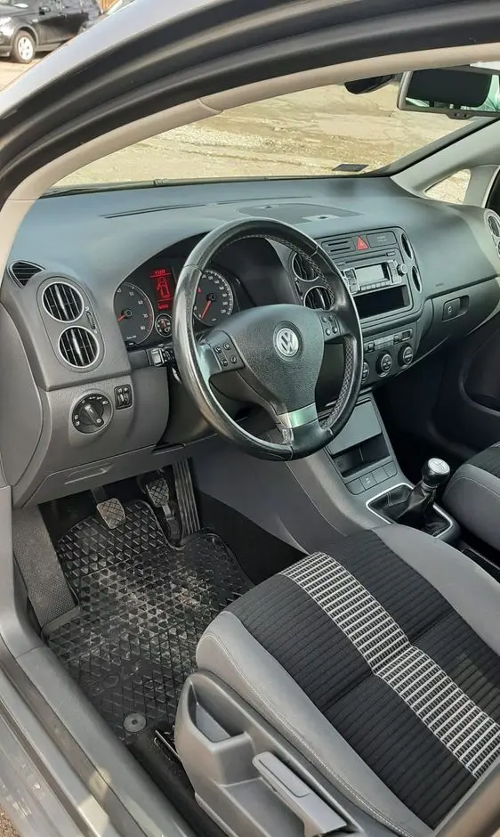 VOLKSWAGEN Golf Plus 1.4 United