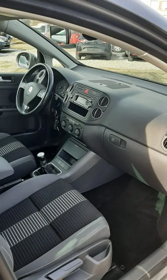 VOLKSWAGEN Golf Plus 1.4 United