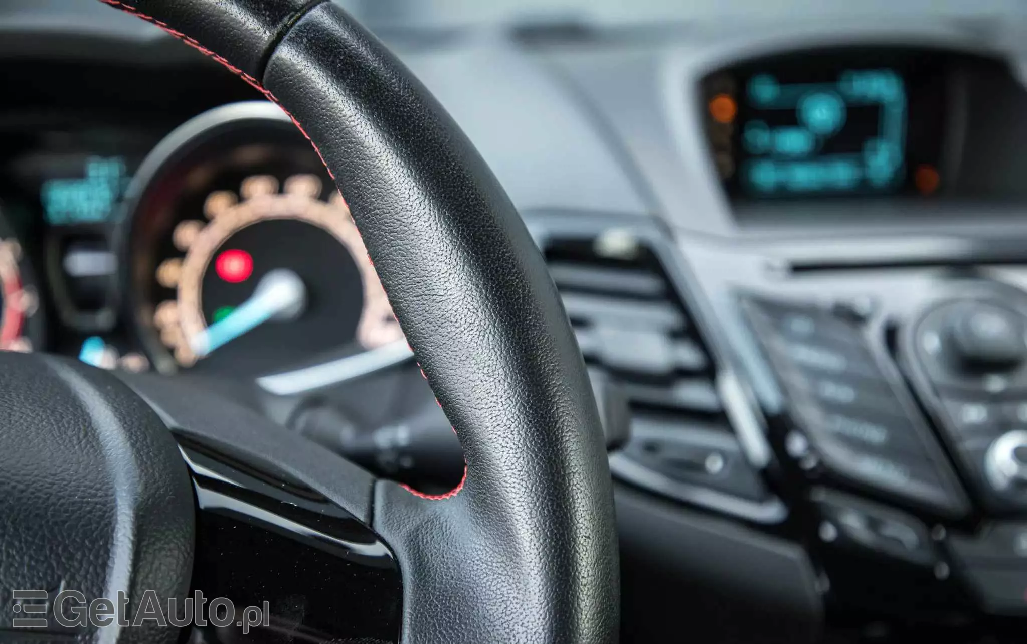 FORD Fiesta 1.0 EcoBoost Start-Stop ST-LINE