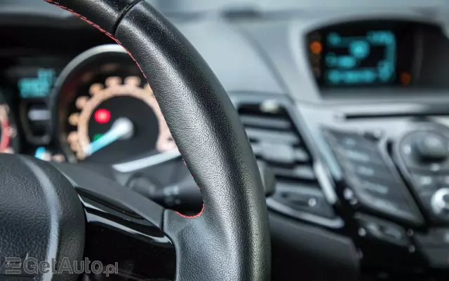 FORD Fiesta 1.0 EcoBoost Start-Stop ST-LINE