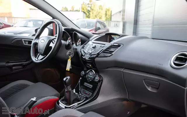 FORD Fiesta 1.0 EcoBoost Start-Stop ST-LINE