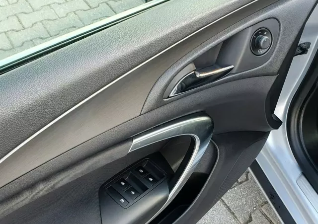 OPEL Insignia 2.0 CDTI