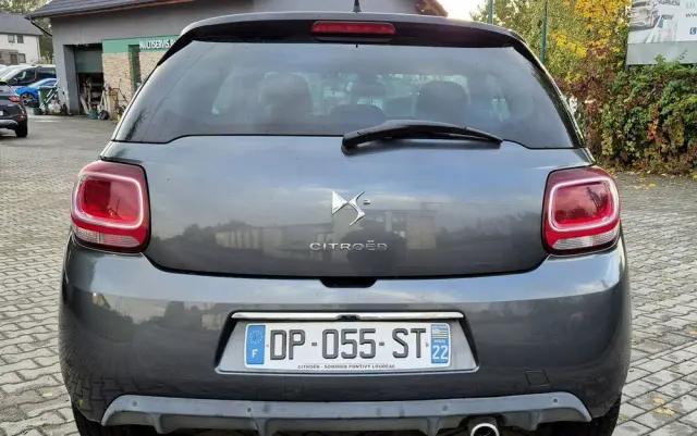 CITROËN DS3 E-HDi 90 FAP SoChic