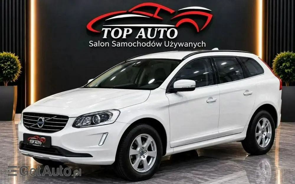 VOLVO XC 60 D3 Drive-E Momentum