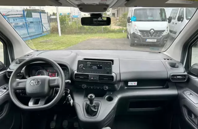 TOYOTA Proace 