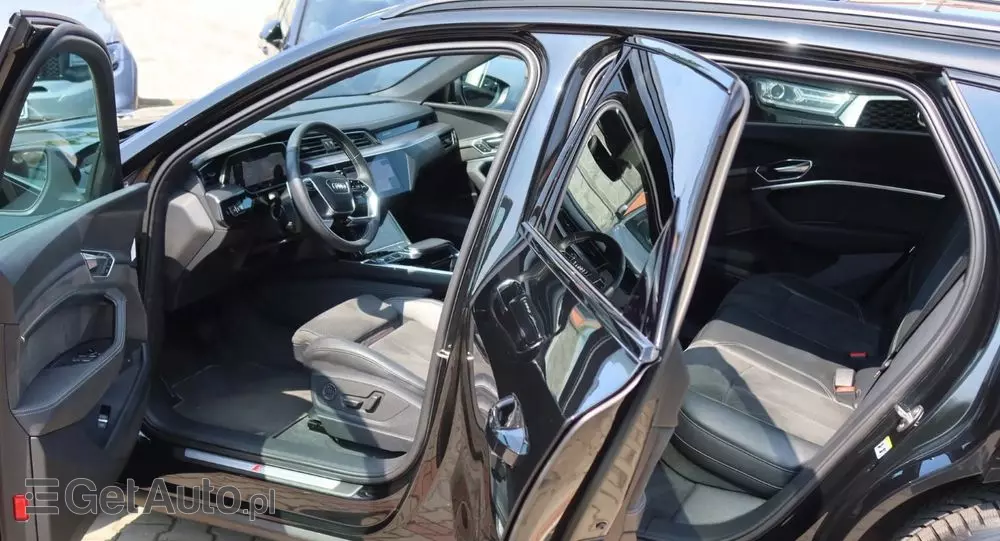 AUDI E-tron 50 quattro S line