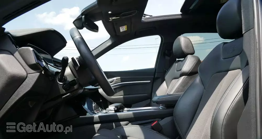 AUDI E-tron 50 quattro S line
